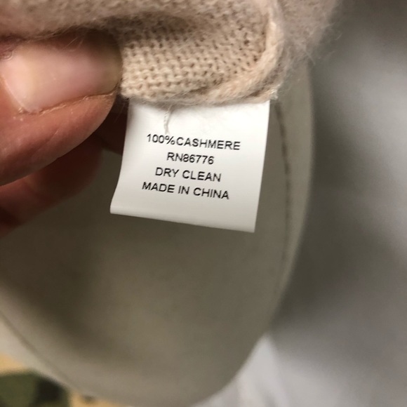 100% cashmere turtleneck - Picture 3 of 4